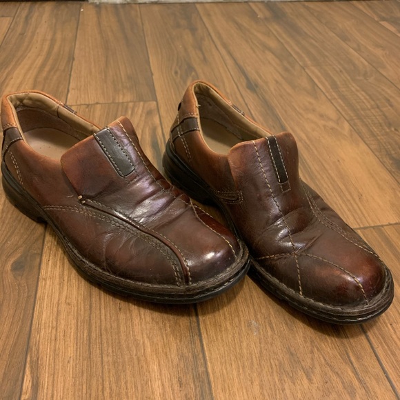Clarks Other - Men’s Clark slip on shoes - Leather - Size 7.5